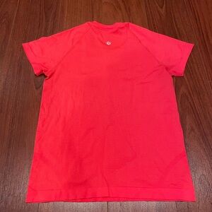 Lululemon swiftly tech size 6.